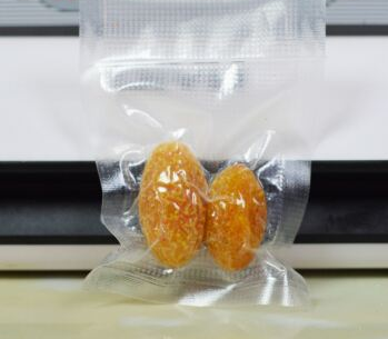 紋路真空袋和光面真空袋有什么區(qū)別？哪個貴？